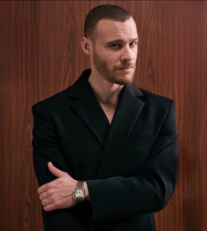 Buongiorno e buona domenica Fandom TheB ❤️ 
#KeremBürsin