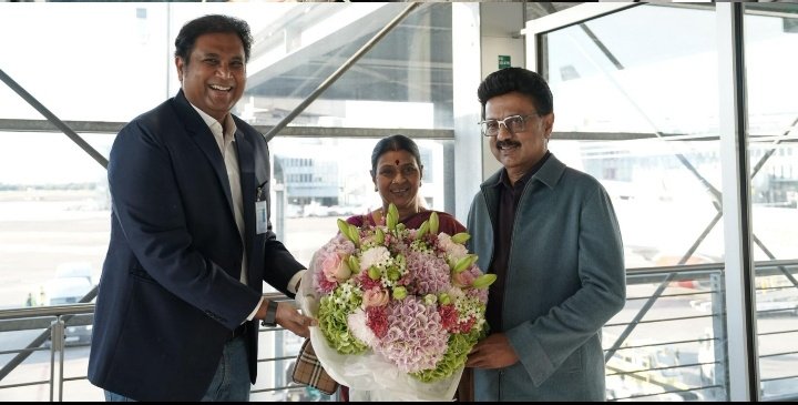 தமிழகத்தின் நடிகர்களின் நடிகரே திருட்டு திமுகவின் உருட்டு தலைவரே, தமிழக மக்களை கோமாளியாக்கும் சுடலையே,,, தமிழக மக்கள் ஏமாளிகள் இல்லை. செட்டிங் செய்து ஊடகங்களின் உருட்டல்களால் ஆட்சி நடக்கிறது.. வேதனையான காலம்.‌
#திருட்டு_திமுக
#DMKFailsTN #DMKUruttugalumThiruttugalum