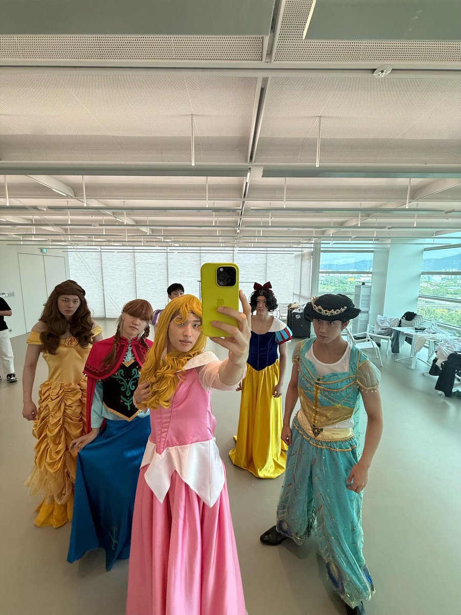 haemuttya's tweet photo. 시발공주님들존나건장하네 https://t.co/JoiUAQBDwI