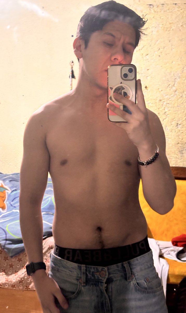 Osvaldoosv1's tweet photo. Tomar probióticos todos los días está cambiando mi vida 🥵 https://t.co/NKMWL5w6IT