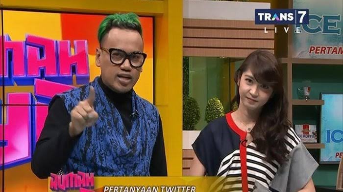 Kemarin malem, ada nggak yang mau dateng ke Rumah Uya tapi malah ke Trans 7?