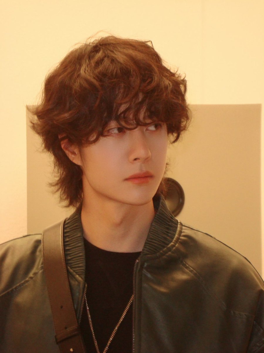 ฮรุกกกกกก ตี๋อินเตอร์คือดือออ

#WangYibo #หวังอี้ป๋อ