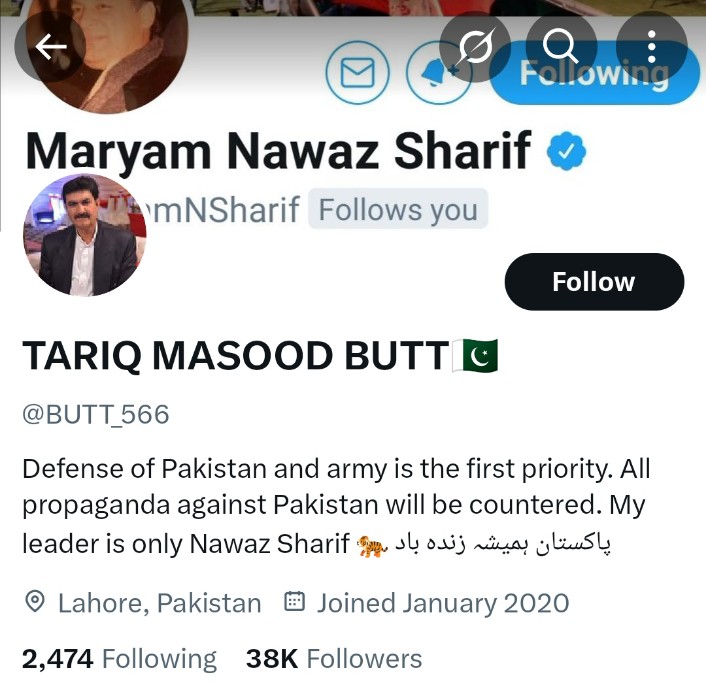 پہلے مجھے حیرت ہوئی کہ کوئی کیسے ٹوئٹر پر انجان عورت کو گالی دے سکتا ہے
پھر میں نے پروفائل دیکھی تو پتہ چلا
مریم نواز اس اکاؤنٹ کو فالو کرتی ہیں
سمجھ آ گئی
جیسی ماں ویسی اولاد