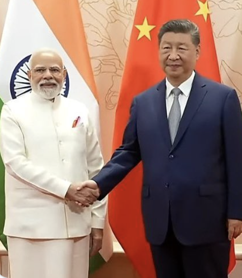 Xi to Modi: 

Chinese dragon and Indian elephant need to be good friends.

SCO rockin' in Tianjin.