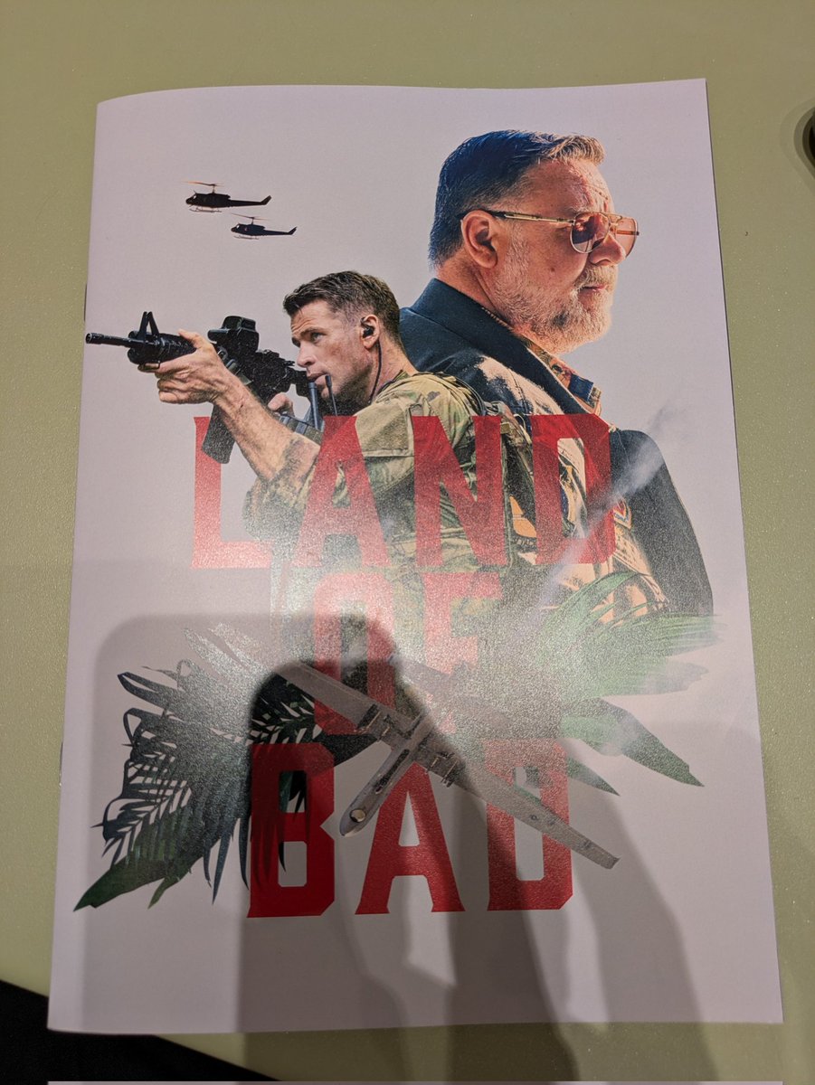 lockon_s77's tweet photo. 本日のブラG3😎
〆は映画🎞️
この作品、上映館が少ないのよねぇ〜
上映まで、まだ1時間以上(^_^;)
#LANDOFBAD https://t.co/T2Wo4k307A