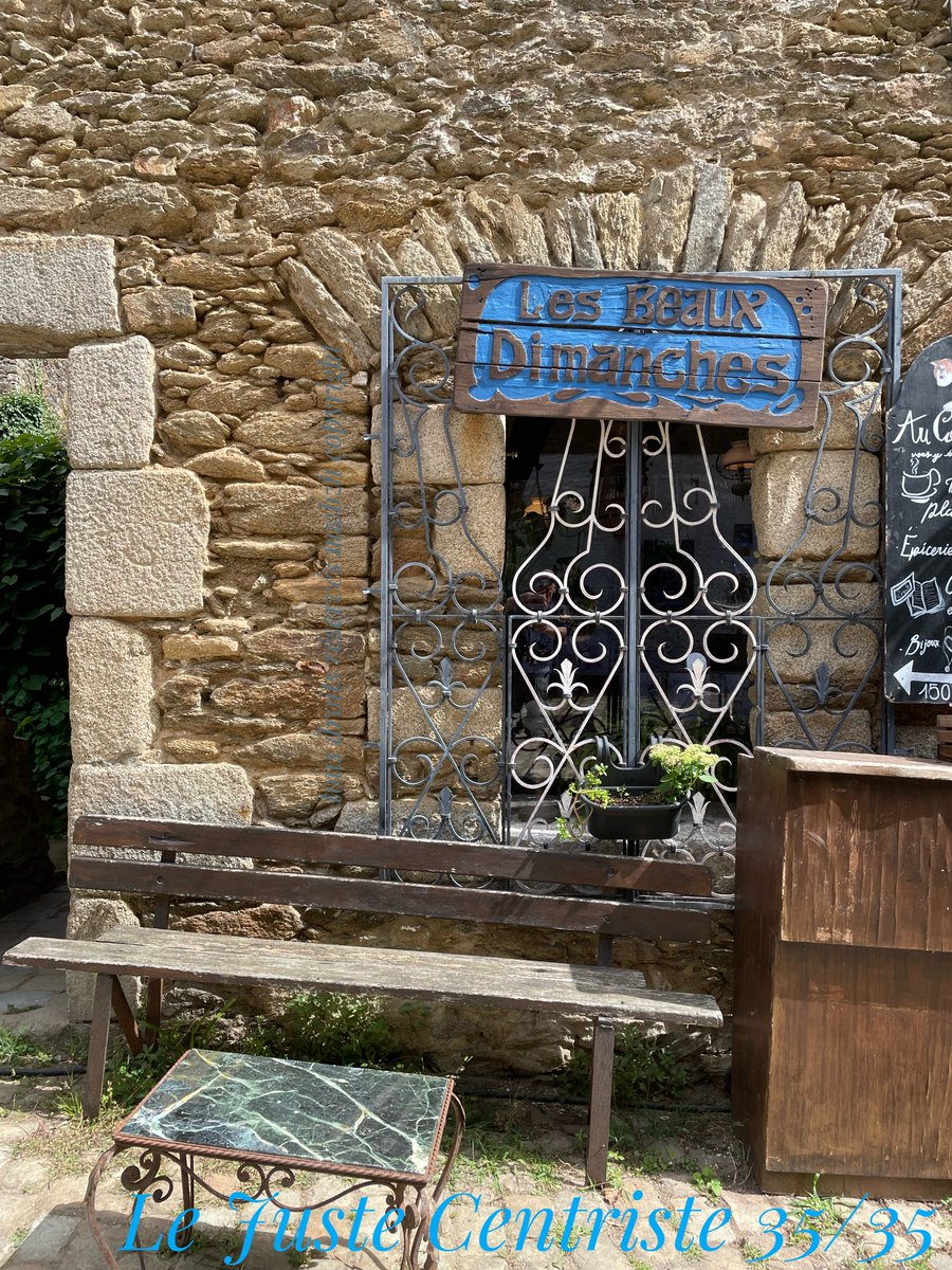 #SundayBench
#BancDominical 35/25
#SonntagsParkBank 
#LesBeauxDimanches
#Bretagne #Brest #AteliersCapucins 
<a href="/MyFaveBench/">My Favourite Bench</a> <a href="/McDoucere/">Marie-Caroline Douceré</a> 
<a href="/jmlpyt/">jmlpyt photography</a> <a href="/MauriceMartin01/">Maurice Martin ♦️</a> <a href="/Atachene/">Anne Tachene 🐝</a> <a href="/PuthonM/">Michel PUTHON</a> <a href="/so_tourisme/">So_Tourisme 🌐🇨🇵🇪🇺</a> <a href="/philippepoustis/">Philippe Poustis 🇺🇦🇦🇲</a> <a href="/Pauline_Nollet/">Pauline N 🇺🇦🎗🇮🇱</a> <a href="/experienceloire/">Loire Valley</a> <a href="/cocolongan/">cocolongan</a> <a href="/VeroBucaille/">Véronique Bucaille</a> <a href="/OlivierMARX75/">Olivier Marx Opticien</a>