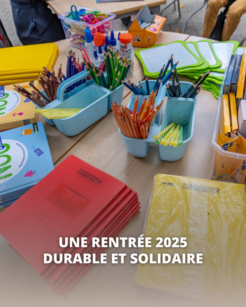 🖍️ Gratuité des fournitures, tarifs des accueils périscolaires inchangés, tarifs solidaires préservés dans les cantines.

Toutes les infos sur la rentrée à Lille :
▶︎ lille.fr/Actualites/Une…