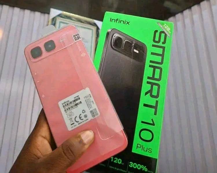 umarabba39649's tweet image. INFINIX SMART 10 PLUS  NOW AVAILABLE 🧣

Battery 🔋: 6000 mah
Rear cam:  8 mp
Selfie cam :  8 mp
Processor : Unisoc T7250

 Infinix Smart 10plus  4+128gb 
PRICE  135,000 NGN 

@zohaib__zain
#360solutions