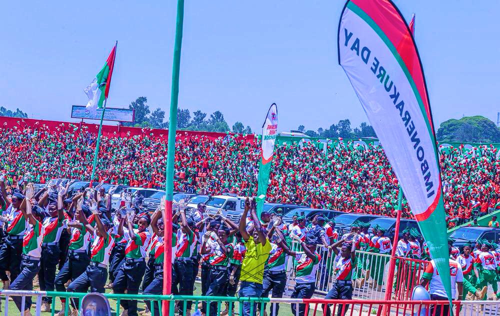 NoncebaMhlauli's tweet image. Yesterday we attended the Imbomerakure Day, which is the official youth celebration of the CNDD-FDD - Burundi’s governing party where the ANC DSG gave a message of support on behalf of the ANC. 
 🖤💚💛 #InternationalSolidarity #ANCatWork 🇧🇮 x 🇿🇦