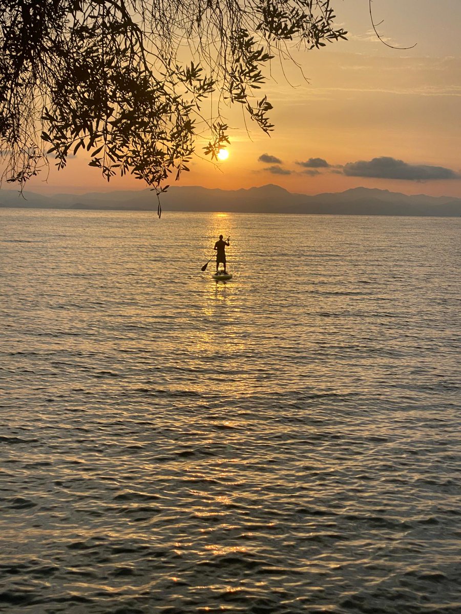 Corfu Sunsrise 
Over Mainland Greece 🇬🇷☀️