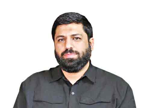 این مادر جنده یعنی‌ محمد جواد تاجیک رئیس بهشت زهرا تهران همان کسیست که قطعه ۴۱ جاودانگان قیام شاهرخی را تخریب و اسفالت کرد
کیو ار کد که سهل است کیو ار کون هم پر کند به درک واصل خواهد شد