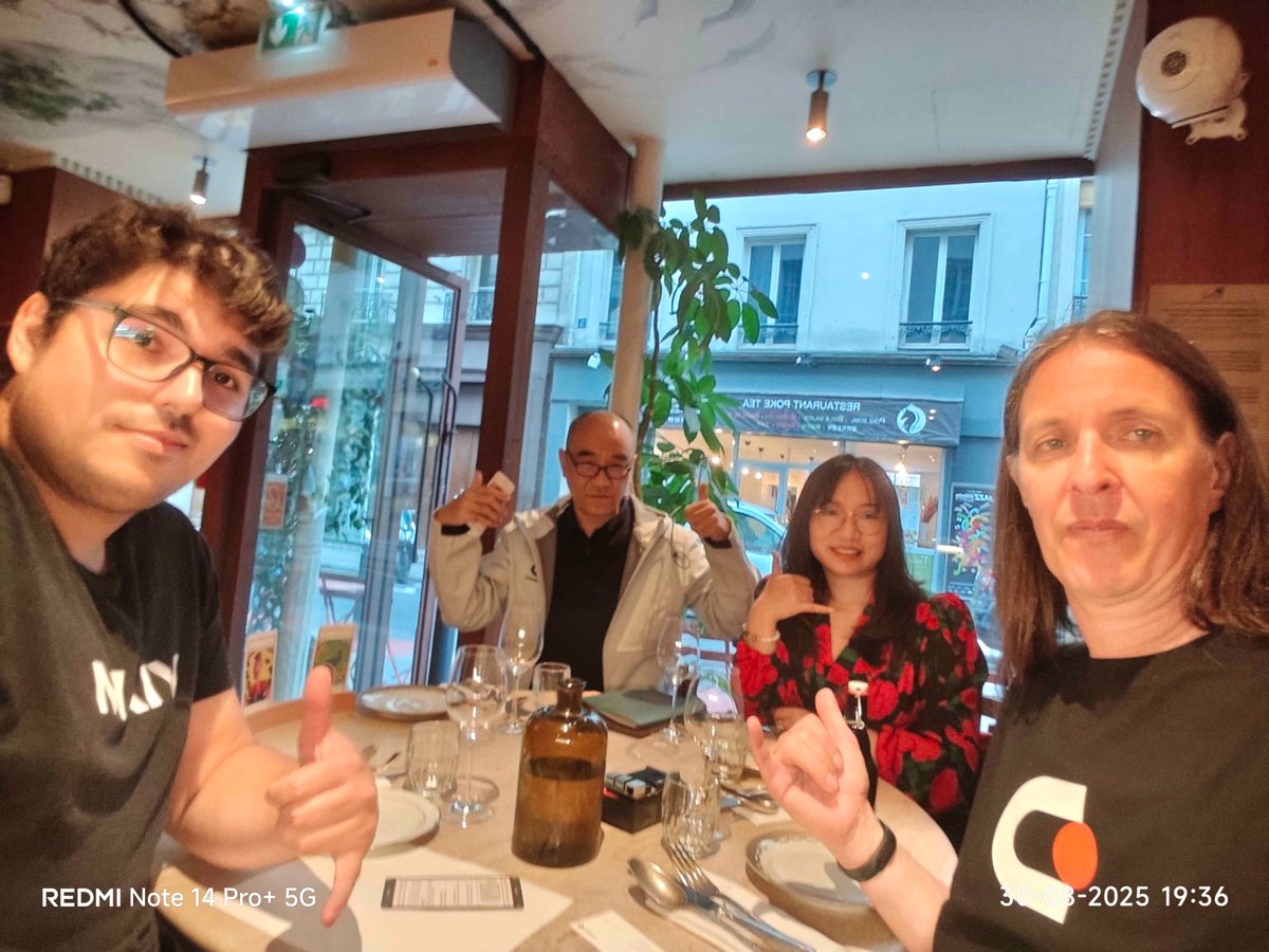 DRoboticsDev's tweet image. Paris nights hit different when you’re with awesome D-Robotics devs! 🥐✨ We spent the evening eating great French food, geeking out over tech hacks, and laughing.
The highlight of the night? Handing out the first-ever D-Robotics Advocates T-Shirts to our earliest community…