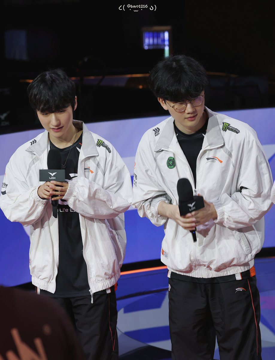 08292025 HLE vs NS
🥜&amp;🐍
(王浩小小的手好可愛🥹🥹..

#Peanut #피넛 #Viper #파이퍼