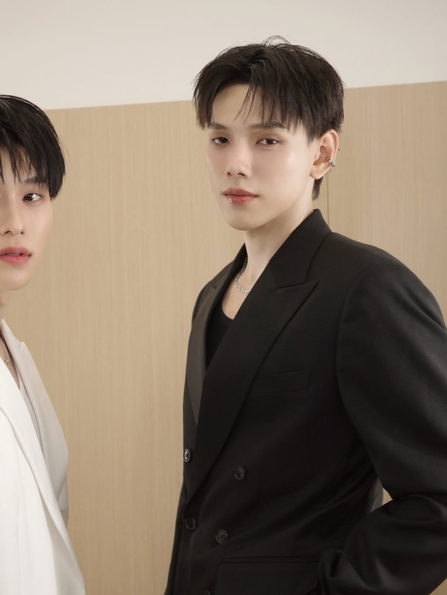 31082025 || IG  Update : rinda_hairr

1/4

OUROAD WONDERS THE SEA #MaknexDaouOffroadfanmeet

#ต้าห์อู๋ #DAOU #oueiija 
#ต้าห์อู๋หอหีบการันต์ 
#ไดโน่ของต้าห์อู๋