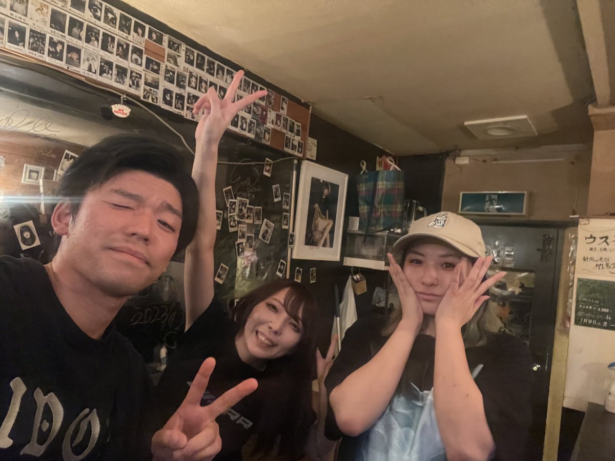 2日間ありがとうございました😋
3人で頑張りました、ご来店いただいた皆さんありがとうございました🙇‍♂️

本当に変な話なんですが、次の出勤は来週の土曜日です！
繰り返します、9/6来週の土曜日です！
変なの〜！！！来週も元気にお待ちしてます！！！