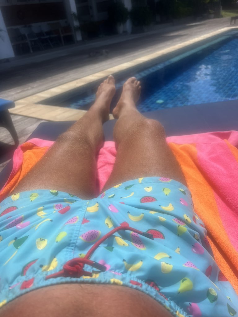 Sunday Relax 
Uluwatu Bali 😎