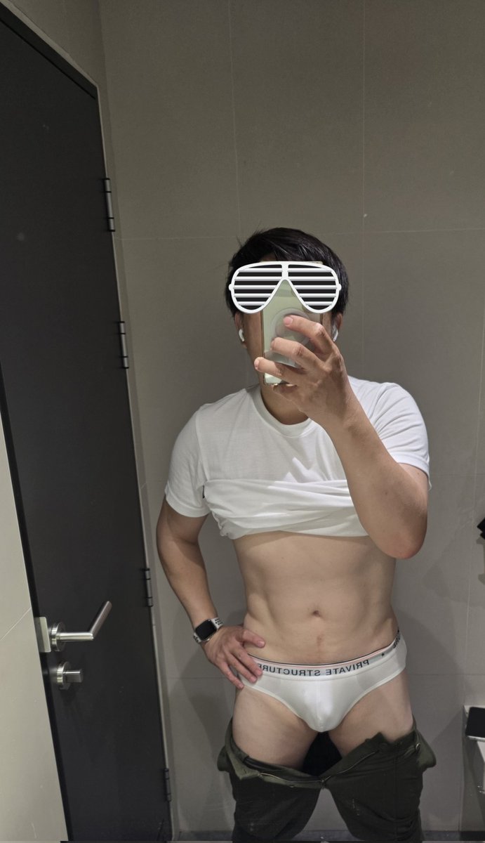 iemparthy fungun tweet media