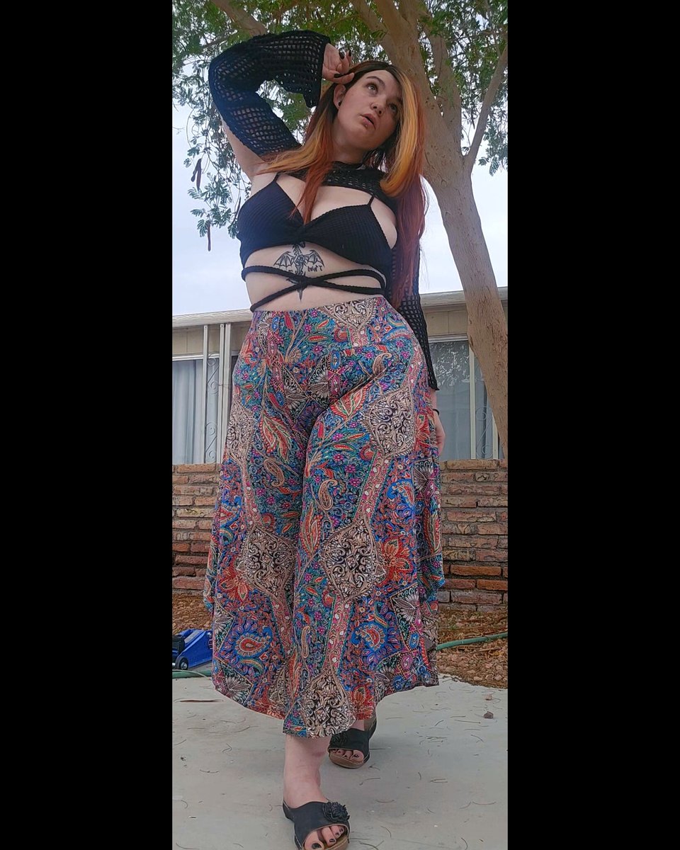 PuffPuffPoppy's tweet image. 