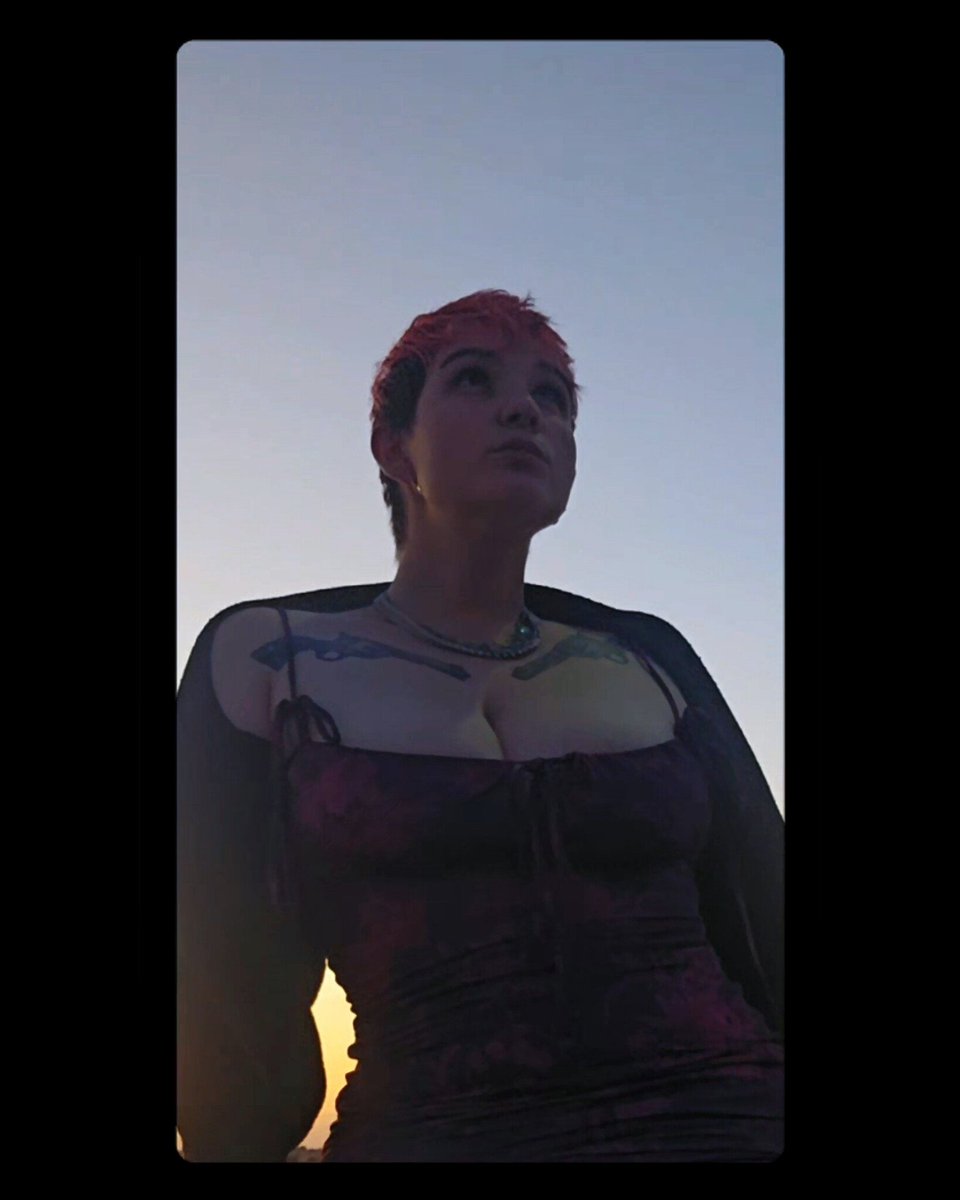 PuffPuffPoppy's tweet image. 