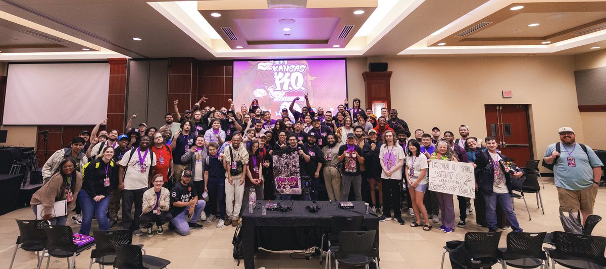 Another KO in the books!!!

Offline is what it's all about! Huge shout outs to everyone that came out and pushed some buttons!!

See ya next year!