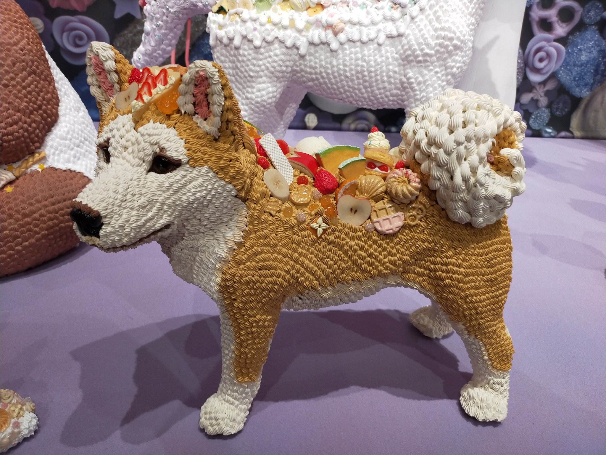 渡辺おさむ  スイーツ 作品 キャンバス アート ホイップ パパブブレ×渡辺おさむ氏トップアーティストがキャンディで作品