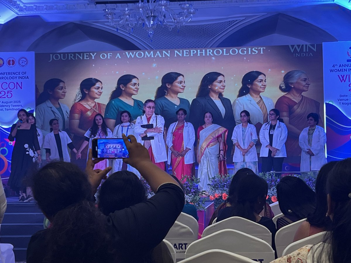 drmanishasahay's tweet photo. Amazing @WINICON2025 , brilliant lectures, great networking , kudos @isn_india for cheering  women colleagues.🙏 @ISNkidneycare for support, Outstanding display of rich cultural heritage by Nephros - young &amp; not-so-young swaying to melodious beats. Team work visible@all levels https://t.co/I4rk559BeE