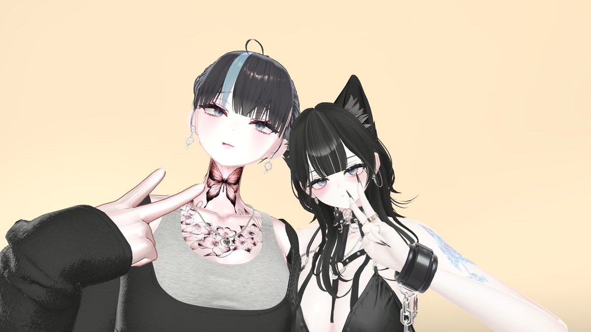 ミルティナ集会行ってきた！
こんな感じのイベント初だったんだけど、声をかけてお話しするのって難しいんだね……
一緒に写真撮ってくれたごんたこさんとお姉さん二人に感謝🫶🙏
 #VRCお姉さんミルティナ集会