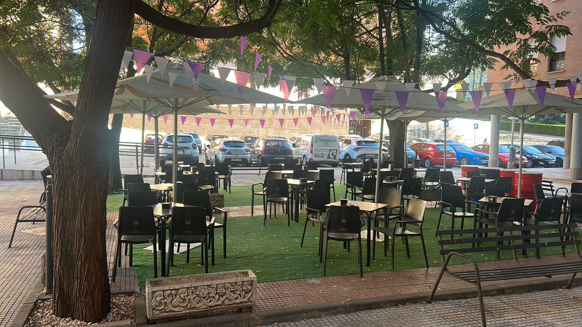 Furia Morada 1947 (@furiamorada1947) on Twitter photo 💜🤍 PREVIA DE HERMANAMIENTO 🤍💙
Desde las 15:00 en Bar La Vera (Pl. Bailén, 4D) 🍻
Barra lista, terraza decorada y ambiente espectacular 🔥
¡Morados y chicharreros juntos antes del partidazo! ⚽
#FuriaMorada #CDGuadalajara #CDTenerife
<a href="/deporguada/">C.D. Guadalajara 🟣⚪️</a> <a href="/CDTOficial/">CD Tenerife 🏴</a> <a href="/fpcdtenerife/">@fpcdtenerife</a> 💜🤍 PREVIA DE HERMANAMIENTO 🤍💙
Desde las 15:00 en Bar La Vera (Pl. Bailén, 4D) 🍻
Barra lista, terraza decorada y ambiente espectacular 🔥
¡Morados y chicharreros juntos antes del partidazo! ⚽
#FuriaMorada #CDGuadalajara #CDTenerife
<a href="/deporguada/">C.D. Guadalajara 🟣⚪️</a> <a href="/CDTOficial/">CD Tenerife 🏴</a> <a href="/fpcdtenerife/">@fpcdtenerife</a>