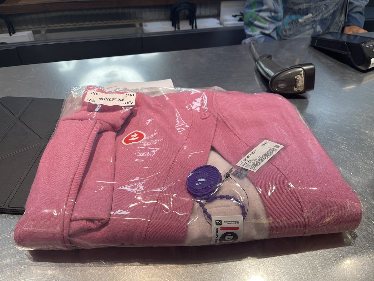 cheiqalovechisa's tweet image. i know you love pink so much .. hope you like it na @smart_csnp  🩷🩷🩷🩷🩷

#smartchisanupong 
#csnp