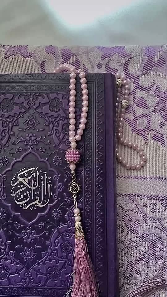 RumaisaSyed1's tweet image. ام الکتاب کس سورۃ کو کہا جاتا ہے؟؟؟

1:سورۃ اخلاص💜
2:سورۃ یوسف💜
3:سورۃ الفاتحہ💜
4:سورۃ النساء💜