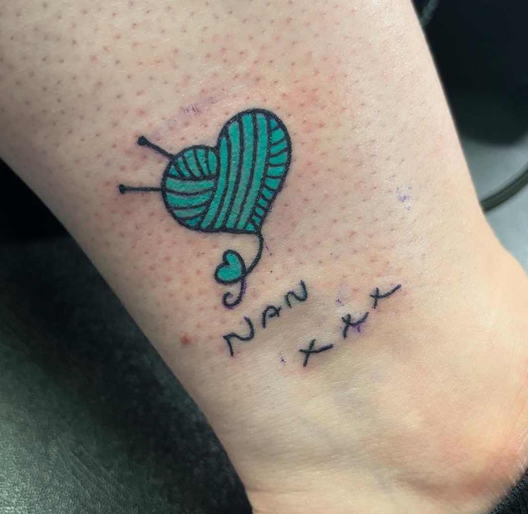 More recent Molly stuff...

Pic three is a tiny tribute piece, tattooed on the daughter of one of my oldest friends, for her Gran, who passed away a few weeks ago!❤️❤️❤️