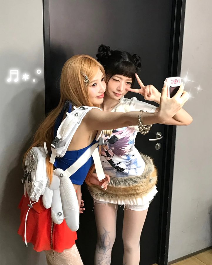 Gzqs5NBbQAAoTJz?format=jpg&name=900x900