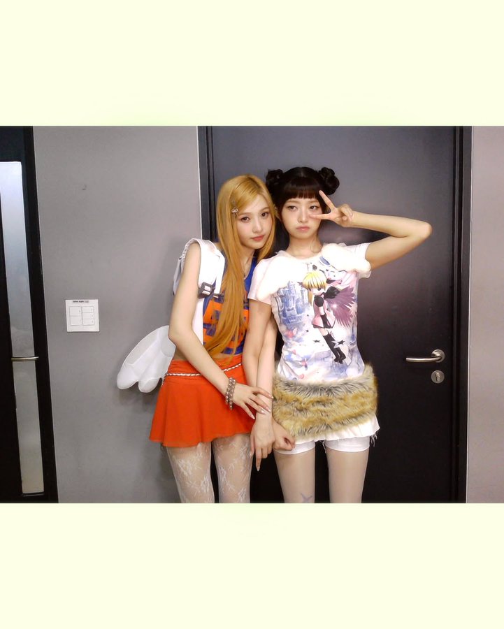 Gzqs5yCbcAAdlEU?format=jpg&name=900x900