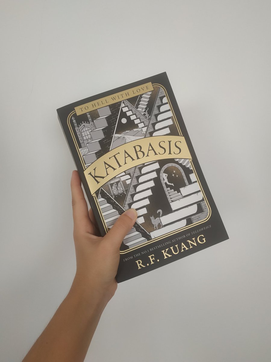 Últim dia d'agost caient en temptació👀📚