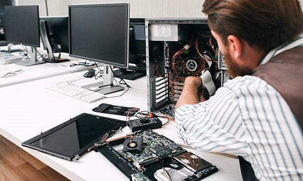 Gloperezmayo's tweet image. A simple philosophy: treat your computer like it&apos;s my own. No upselling, no jargon—just clear, honest advice and a solid fix. Give me a try, and let&apos;s get you back up and running. -Shawn

#HonestService #CustomerFirst #TrustedTech #ComputerRepair