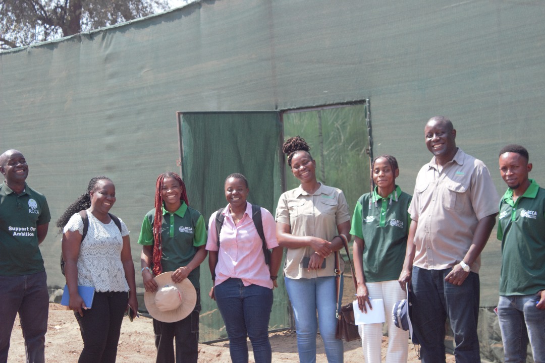 During the visit of the delegation from <a href="/Africa_Univ/">Africa University</a> and Environmental Buddies to the Tongogara Refugee Settlement, <a href="/RCCA_Youth/">Refugee Coalition for Climate Action (RCCA)</a> was honoured to welcome them to our new nursery on Wednesday last week for the nursery management needs assessment. We shared our support needs and