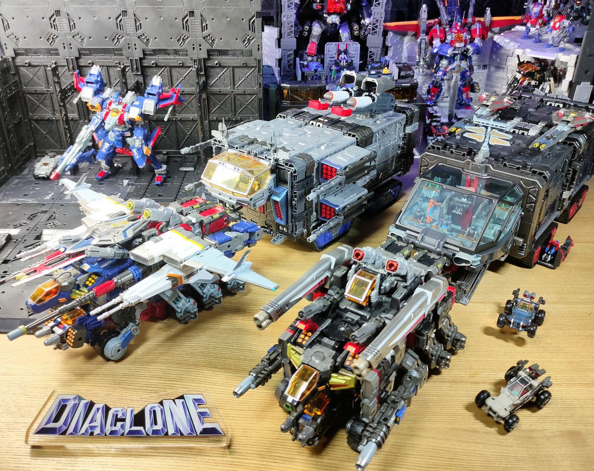 vlnwXs8o2jaHSa2's tweet image. タクティカルグランダー配備完了！
これでパーフェクトシャドゥ・スクランブルリンクモードの完成だ！！
#ダイアクロン