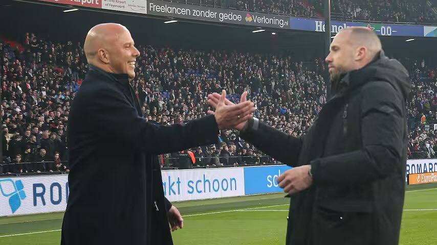 🎙️ Sjoerd Mossou (<a href="/ADnl/">AD.nl</a>): “Heitinga worked with Slot, but nothing he does shows that he did.” #Ajax

<a href="/ESPNnl/">ESPN NL</a>
