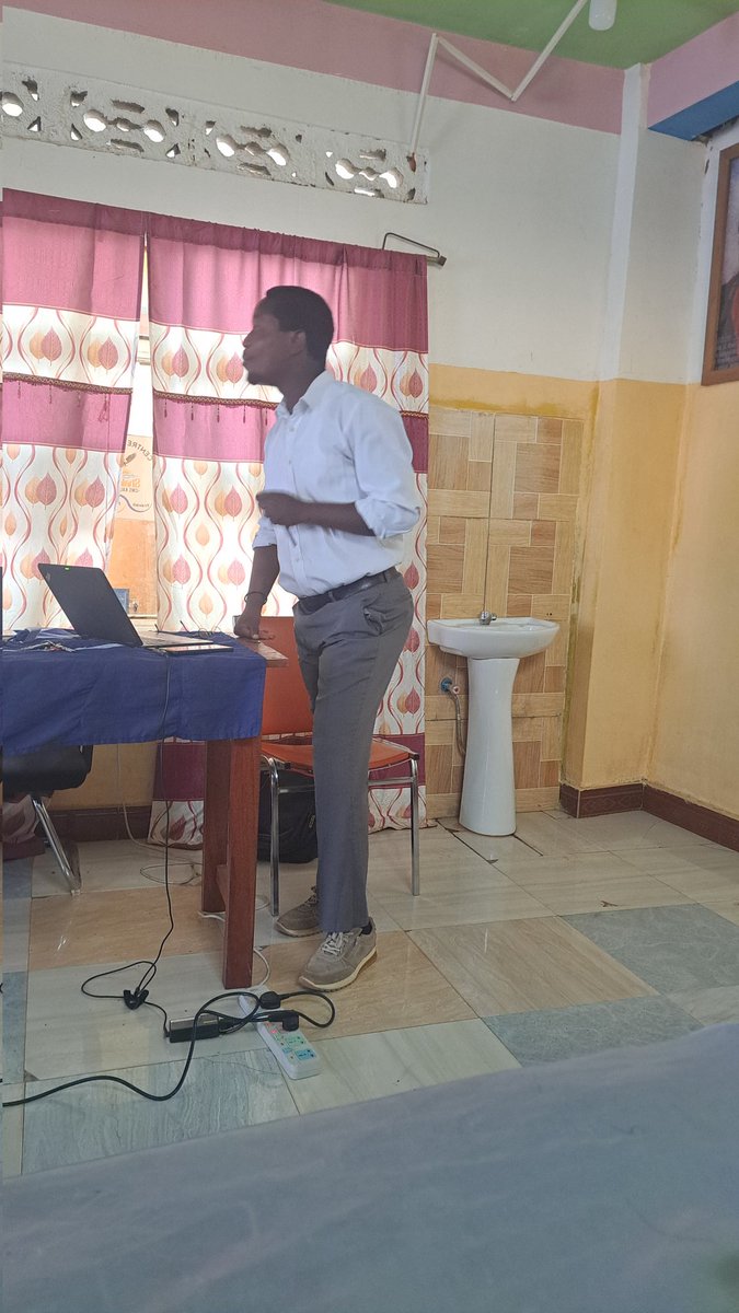 smartvisionrdc's tweet image. 📍Kalemie | Aug 30  
We continue the #STOPGLAUCOMA training at Shalom Medical Center.  
✅ 567 health workers  
🏥 25 health facilities  
Together, we fight preventable blindness! 👁️  
#StopGlaucoma #Kalemie #EyeHealth #Prevention
@GLAUCOMA