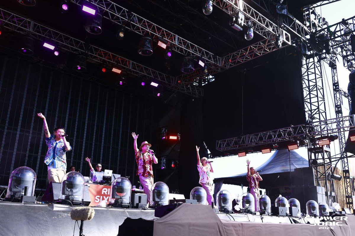 summer_sonic's tweet image. TOKYO DAY2⚡
BEACH STAGE②🏝
#RIPSLYME
#iri
#DefTech
公式サイトのPHOTO GALLERYで公開中💁
summersonic.com/2025live/tokyo…
#サマソニ #summersonic