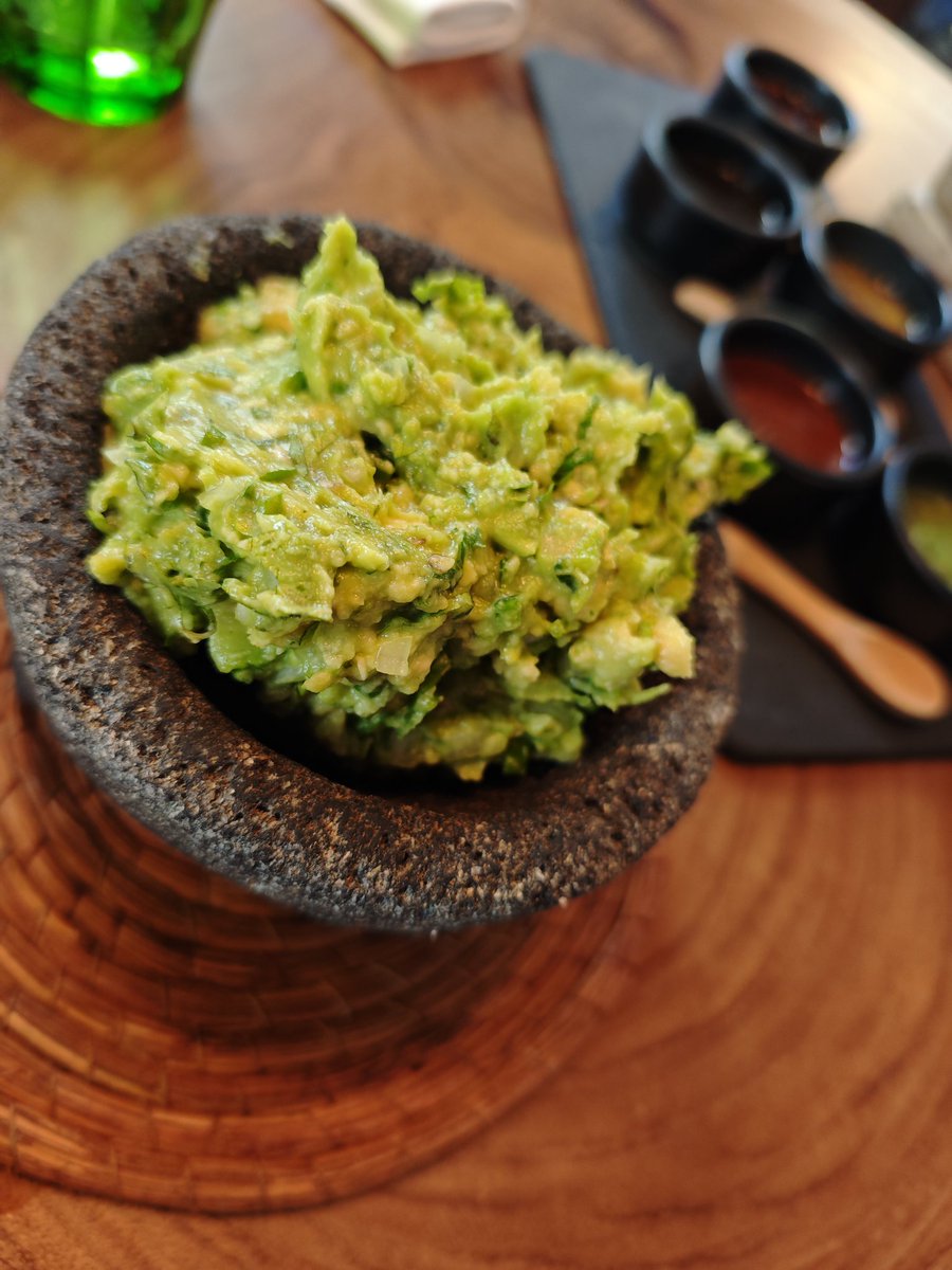 Hem dinat al restaurant Oaxaca, allà al costat del 7 portes. Hem gaudit. Això sí, és un preu de dies especials...