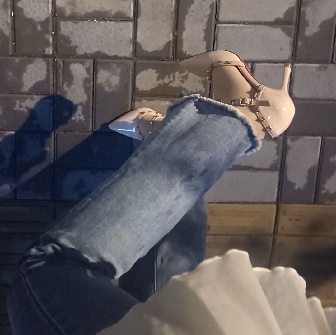 8月份最后一天，马上可以回归自由喽