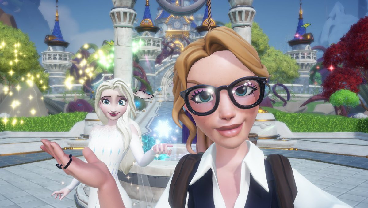 Ich: "Dreamlight Valley ist glaube nicht so mein Game."

Auch ich nach 19 Stunden in einer Woche:
(Crossplay ist einfach nur geil!)