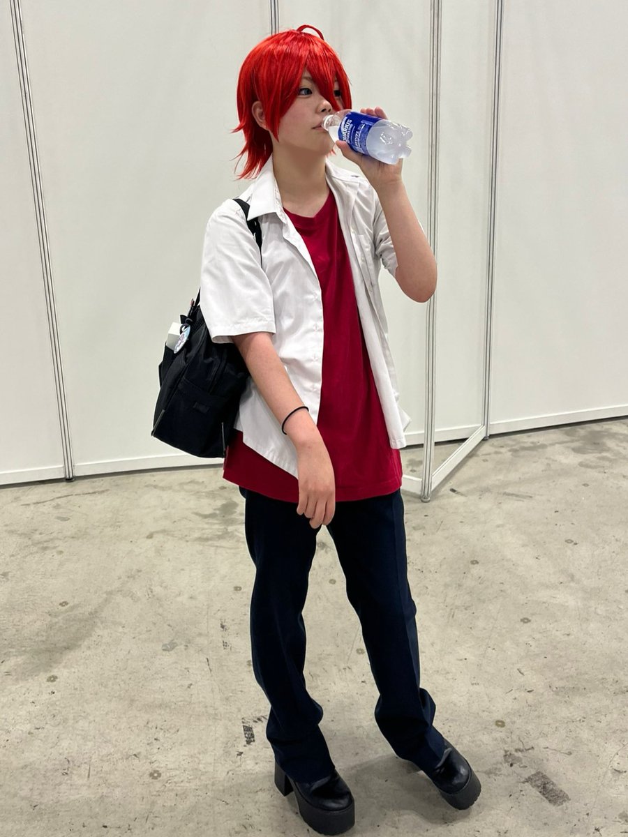 コスプレ / まいまいまいごえん

Re世界線の🐤くん