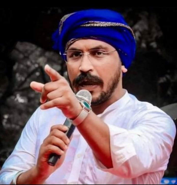 Priyanshu Kumar (@priyanshu__63) on Twitter photo जल्द ही आपको बिहार व उत्तर प्रदेश में ASP सुप्रीमो <a href="/BhimArmyChief/">Chandra Shekhar Aazad</a> चन्द्रशेखर आजाद की बड़ी रैलियां व रोड शो देखने को मिलेंगे
बड़े स्तर पर तैयारियों की चर्चा हो रही हैं 🔥 जल्द ही आपको बिहार व उत्तर प्रदेश में ASP सुप्रीमो <a href="/BhimArmyChief/">Chandra Shekhar Aazad</a> चन्द्रशेखर आजाद की बड़ी रैलियां व रोड शो देखने को मिलेंगे
बड़े स्तर पर तैयारियों की चर्चा हो रही हैं 🔥