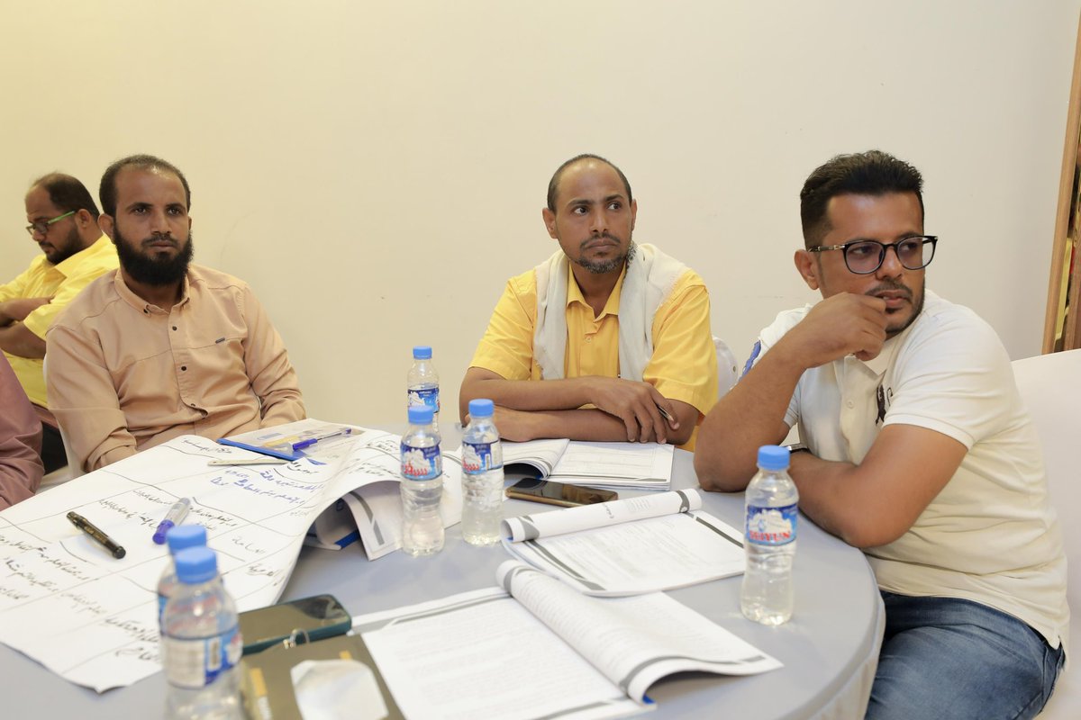 SaudiDRPY's tweet image. انطلق في محافظة #حضرموت برنامجاً تدريبياً لـ 70 معلماً ومعلمة يشمل 50 دورة تدريبية وذلك ضمن مراحل مشروع الشهادات الدولية المهنية في التدريس (IPTC)، والذي يستهدف تأهيل 200 معلم ومعلمة في كل من محافظات #حضرموت، #تعز و #عدن.

يأتي المشروع بالشراكة بين…