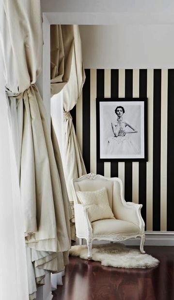 rollingArt43's tweet photo. ∎∎
∎∎
© U𝖓k𝖔𝖜𝖓 𝖕𝖍𝖔𝖙𝖔𝔤𝖗𝖆𝖕𝖍𝖊𝖗
#Décoration #LoveDeco #Art https://t.co/097kuTGJEy