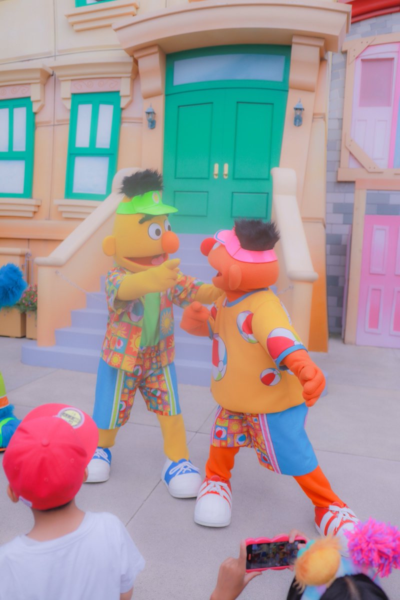 ダンス割と見れて嬉しかったな😭
暑い中踊ってくれて遊びに来てくれてありがとうだった😭
これはレンズフィルター曇ってパヤパヤなお写真🫠笑