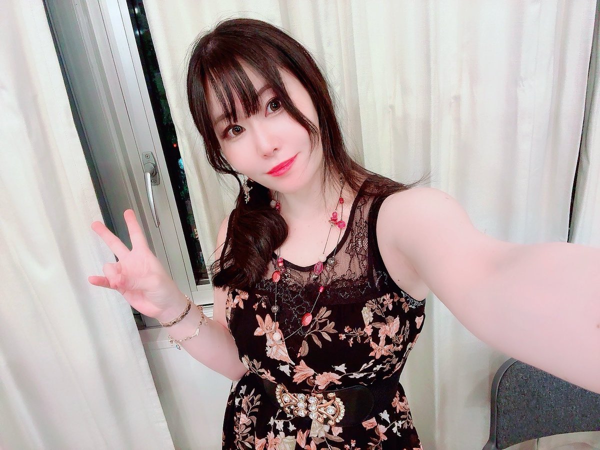 あつこ様専用 874 あつこ 大きめ黒花柄 デニムリメイクバック