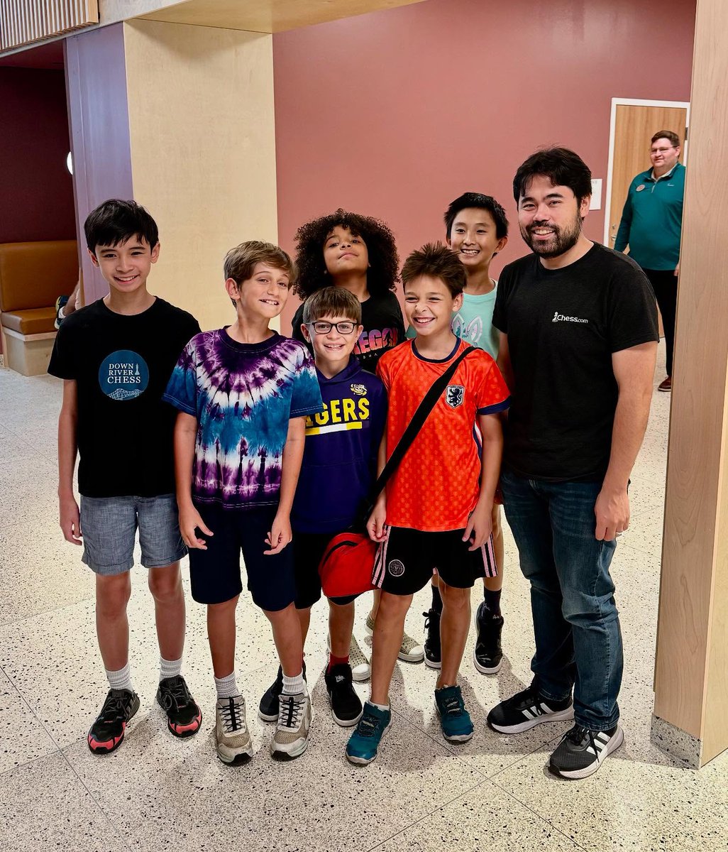 GMHikaru's tweet image. Good Morning!! Today I&apos;ll be playing @RalphTan37 in the 4th round of the Louisiana State Championships and it&apos;s all being streamed on kick.com/gmhikaru with @JenShahade doing commentary